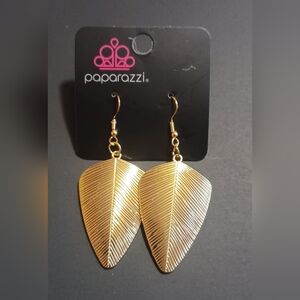Paparazzi Shimmering Gold Leaf Earrings